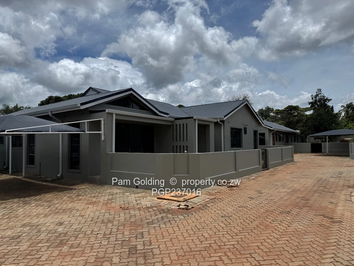 Modern Townhouse - Northwood