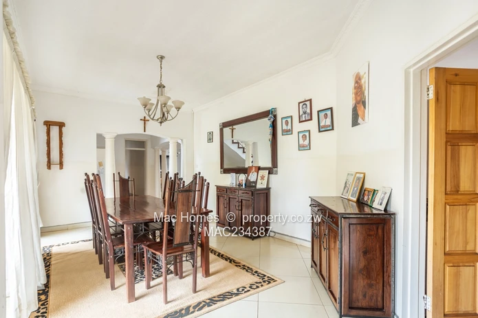 Borrowdale Mansion, Victor Darcy Close