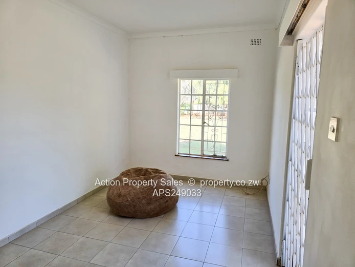 7 Bedroom House To Rent - 1st July $3,000 