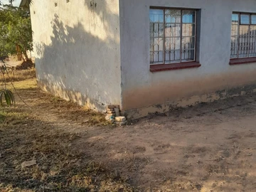 Marondera Lendy Park Stand For Sale 