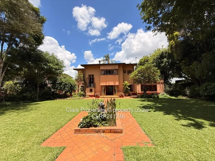 Elegant Residence With Modern Comfort