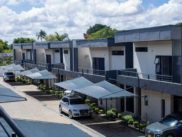 4 Bedroom Garden Flat