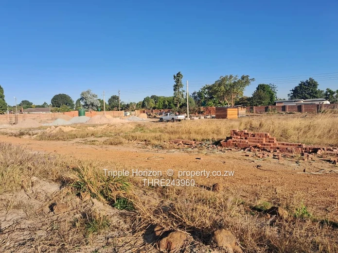 Greendale 530 m² Stand — Main Road Frontage, Municipal Water & Sewer