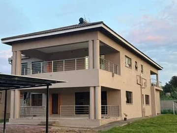 2 Unit Townhouse Complex