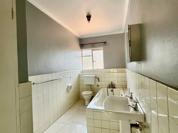 3 Bedroom Garden Flat