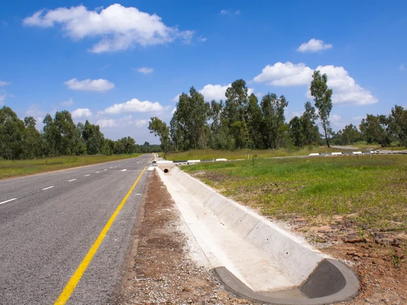 Commercial & Industrial Land