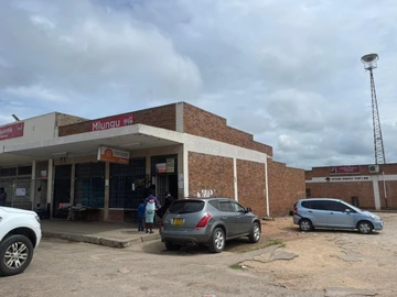 Entumbane Commercial Shop For Sale