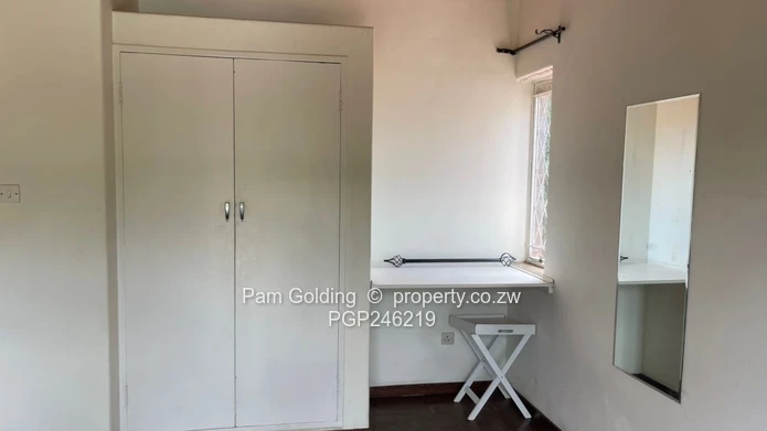 Flat For Rent In Avondale
