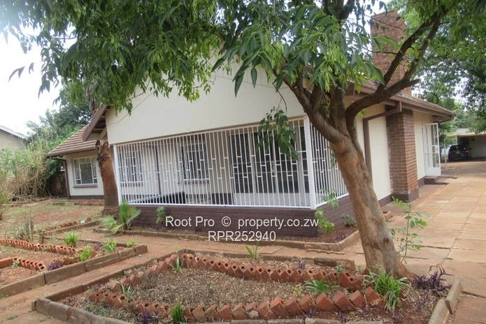 Belvedere Commercial Property to Let