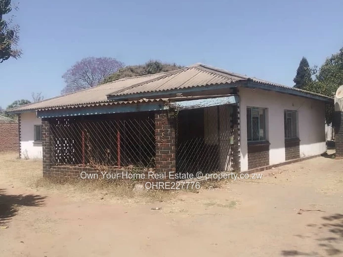 Queensdale House For Sale
