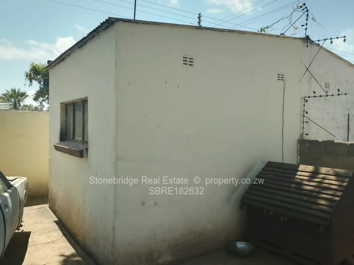 3 Bedroom Duplex Home, Famona For Sale