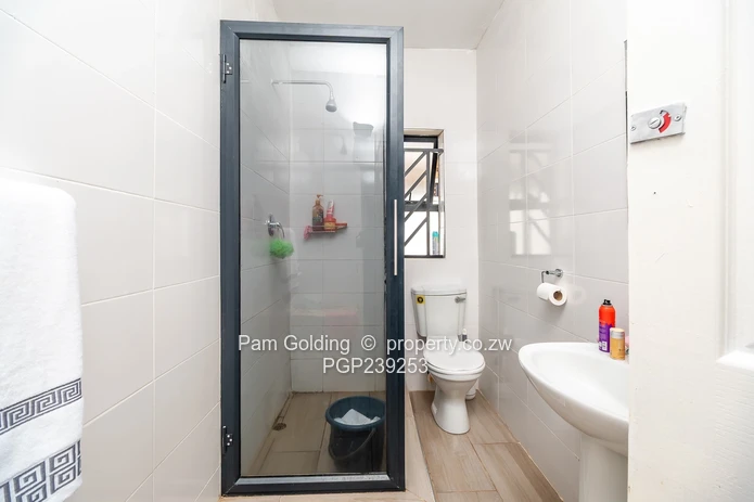 Newly built home in Westgate!