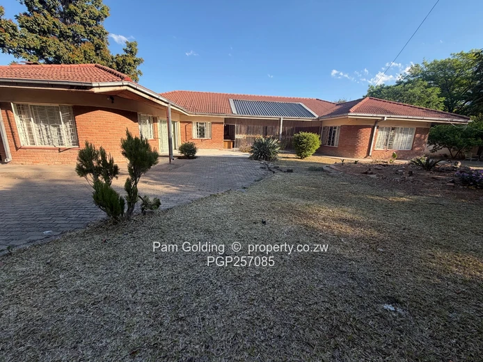 House for Sale in Hillside