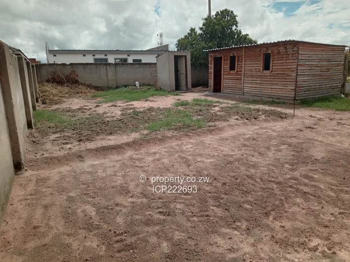 Prime 300m² Stands for Sale in Stoneridge, Harare South! with a Title Deed going for $18 000, 