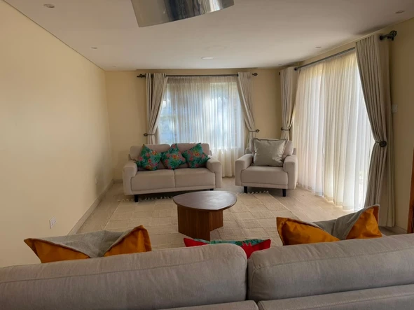 3 Bedroom Flat & Apartment