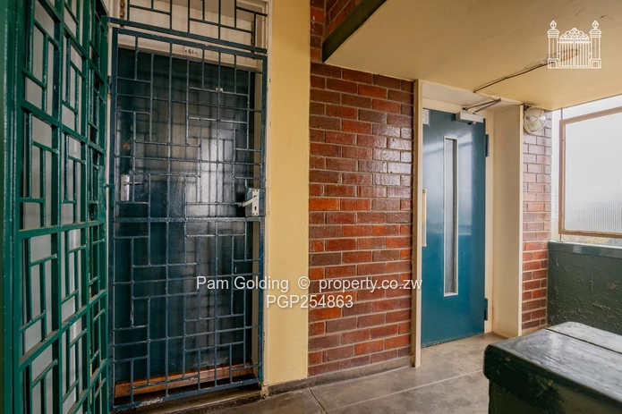 Neat 1-Bedroom Apartment for Sale – Pinebanks (Sole Mandate)