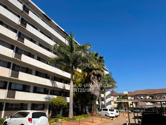 2 Bed Flat To Rent In The Avenues