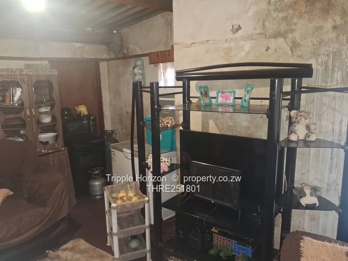 4-Bed Glen Norah Home