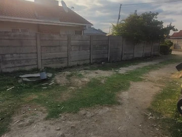 Stands & Residential Land