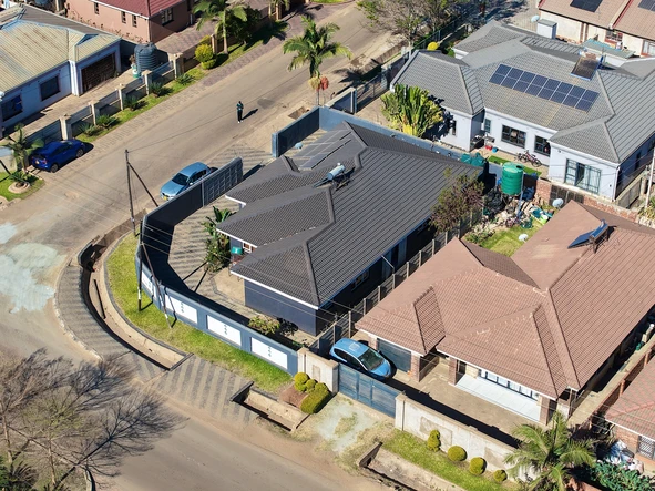 5 Bedroom House