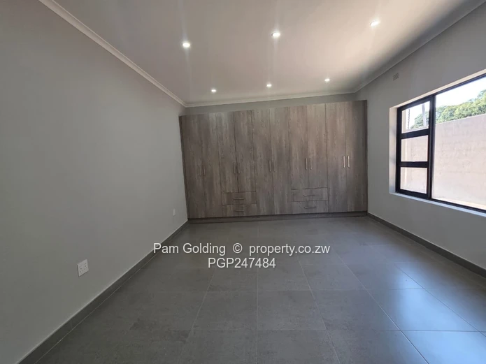 Sleek & Stylish 3 Bedroom Ensuite Residence