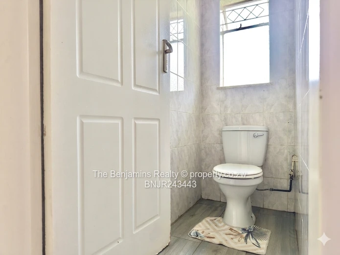 3 bedroom house for Sale Avondale West