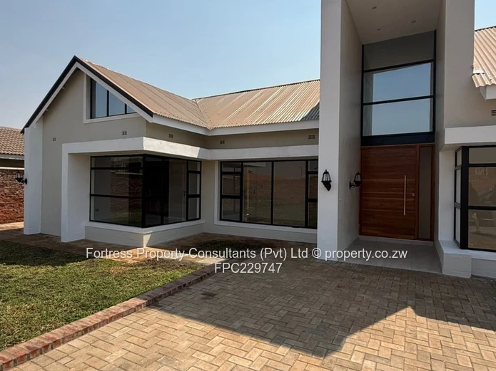 Newly built modern 5-Bedroom House in Mt Pleasant Heights with title deeds!!