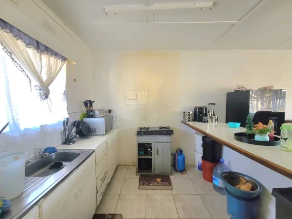 2 Bedroom Flat & Apartment