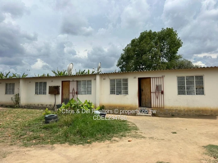 Exciting Investment Opportunity (3 x 2 bedrooms Housing Units)