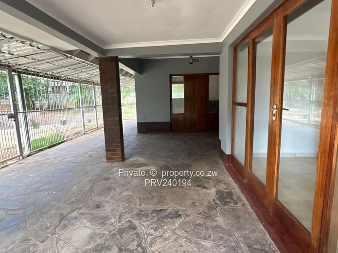 3 Bedroomed House in New Alexandra Park for Rent