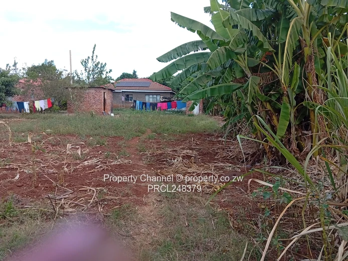 Spacious 600 sqm Residential Stand with One-Room Cottage