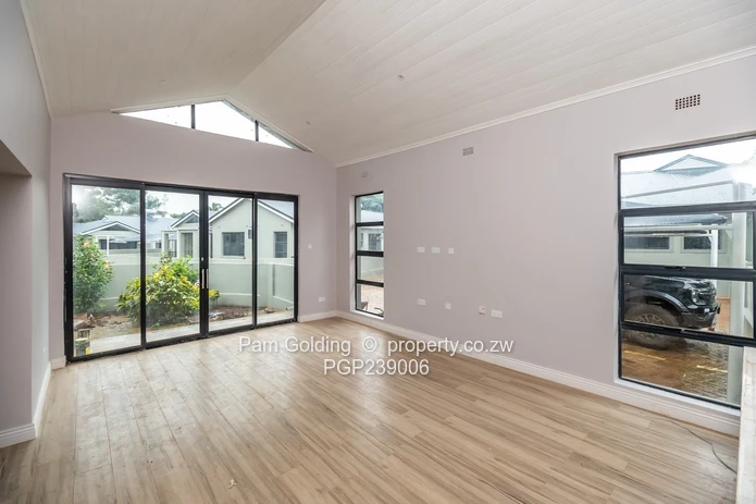 Townhouse for Rent In Northwood