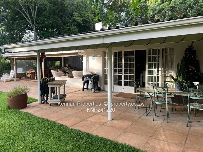 Spacious property on 7,5acres of land with beautiful msasa trees