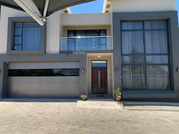 4 Bedroom Townhouse Complex