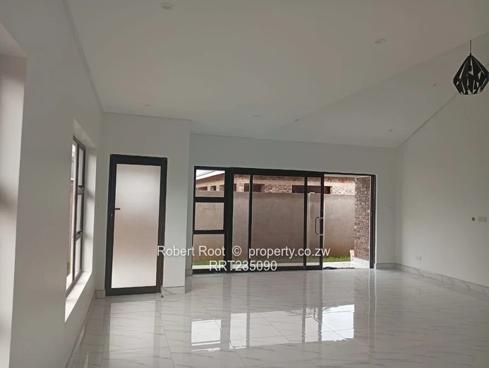 3 Bed Cluster apartment For Rent