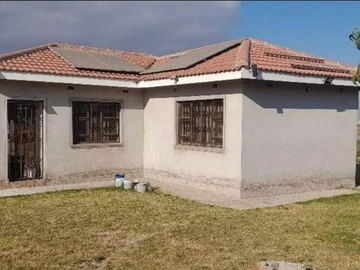 2 Bedroom House
