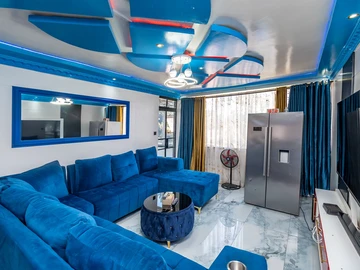 3 Bedroom Flat & Apartment