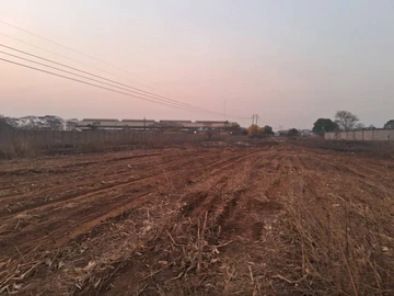 Commercial & Industrial Land