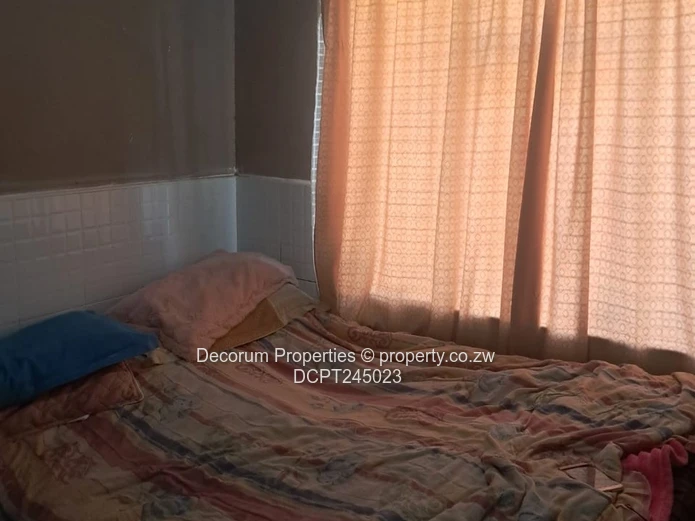 Spacious 4-Bed Home in Waterfalls- Mainway Meadows with Borehole