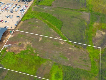 Commercial & Industrial Land