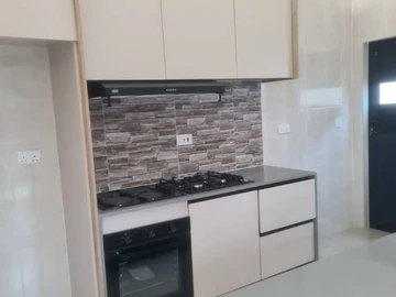 3 Bedroom Garden Flat