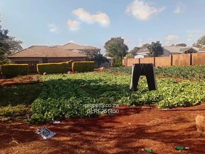 2164 m² Shawasha Hills Stand — Home & Garden Plot