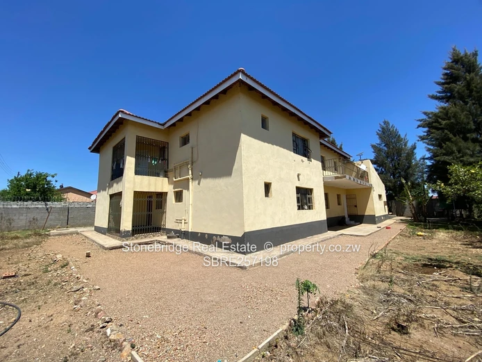 6 Bedroomed Double Storey in Harrisvale For Sale