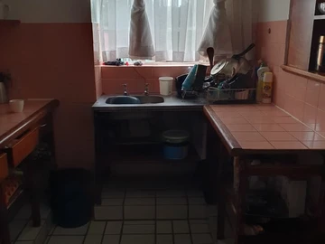 2 Bedroom Flat & Apartment