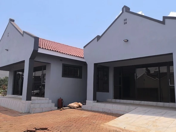 3 Bedroom Garden Flat