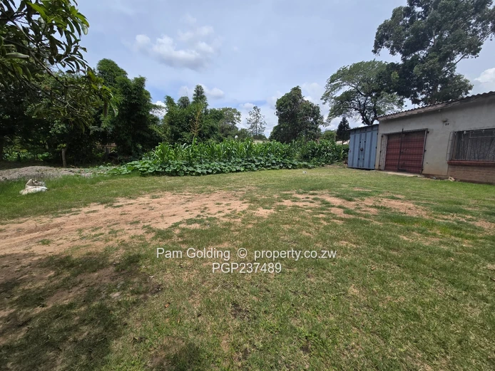  A Vacant Stand With A 4-roomed Cottage (Sole Mandate)