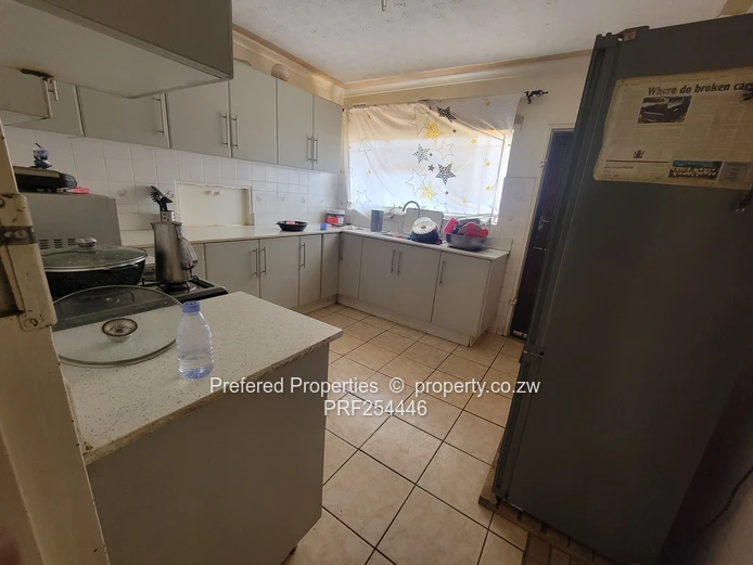 Marimba Park: 4-Bed Walled Home with Verandah (Sole Mandate)