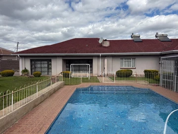 7 Bedroom House