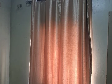 2 Bedroom Flat & Apartment