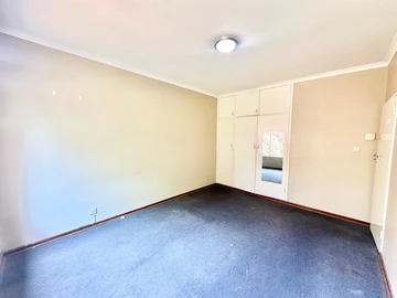 2 Bedroom Garden Flat